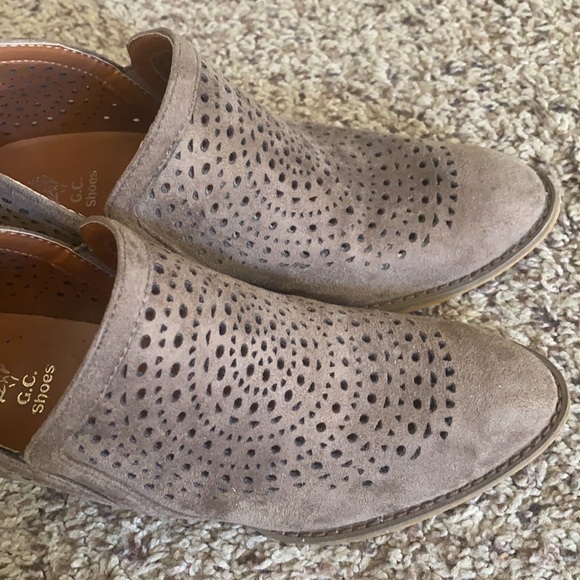 G.C. Shoes Suede Brown Cut Out Pattern Ankle Boots - Picture 3 of 6